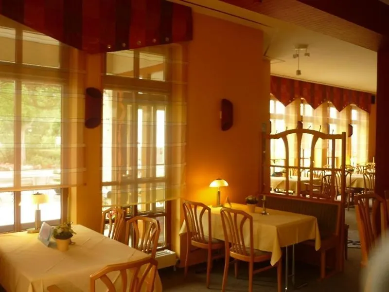 Hotel Tilman Munnerstadt 3*,
